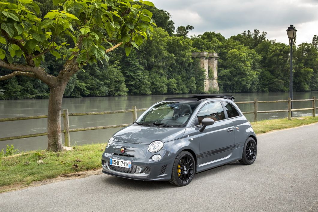 ABARTH 500 NOIR